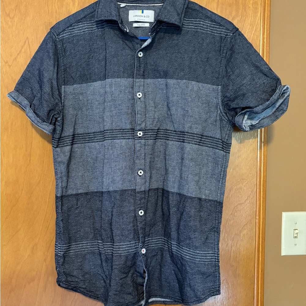Larson & Co Blue and Gray Button Down Shirt with Modern Stripes
